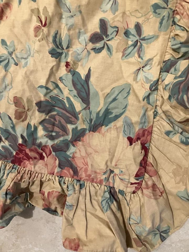 1 rara fronha de babados padrão floral Ralph Lauren Elsa Grasslands - Imagem 2 de 4