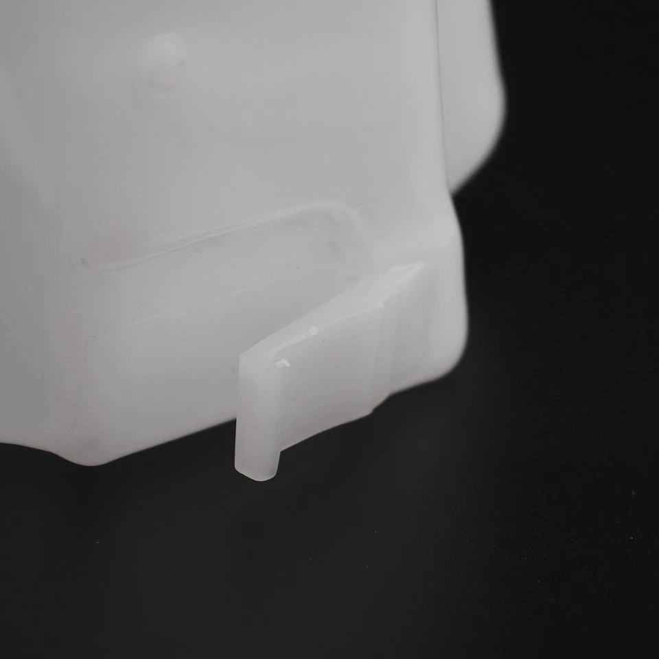 Car Windshield Washer Fluid Reservoir Washing Tank 1638690820 For Mercedes-Benz Foto 3 de 4