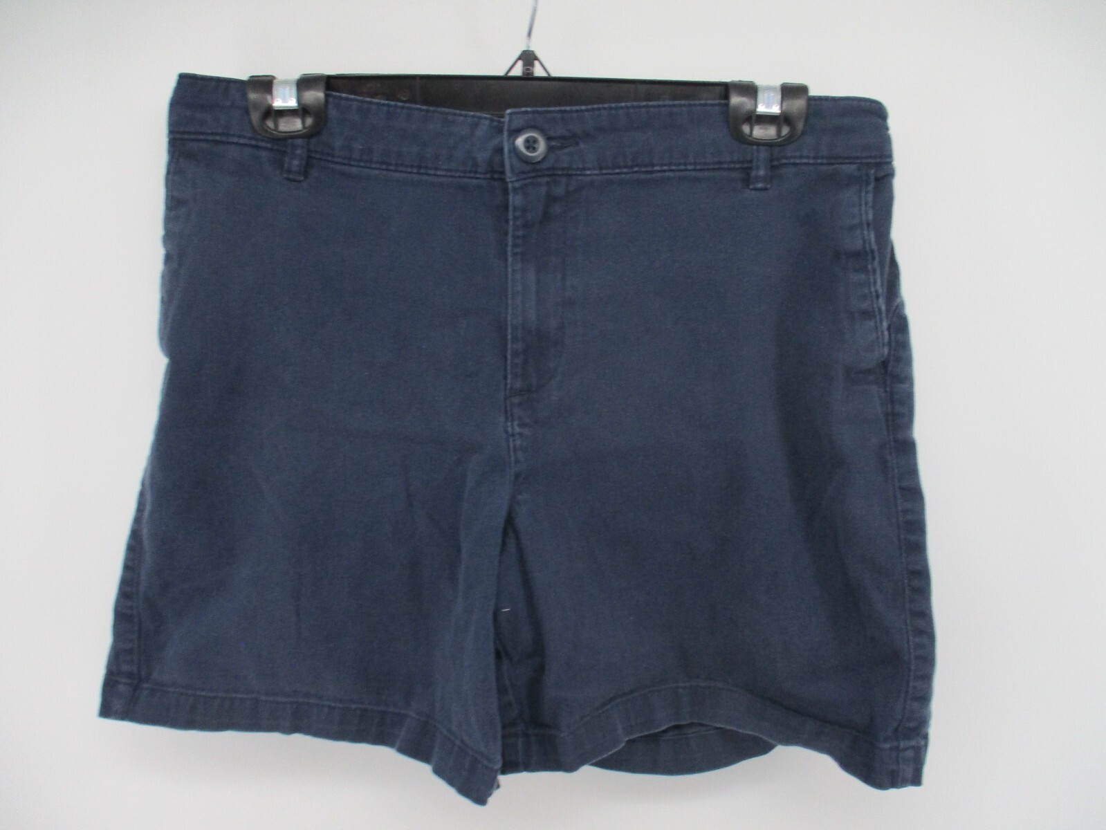 Basic Editions Shorts Size Medium Slash Pocket Sh… - image 1