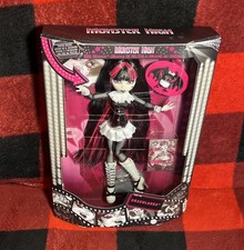 [New/2022/Sealed] MONSTER HIGH “Draculaura” Reel Drama DOLL { by : MATTEL }