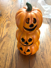Halloween LED 7 Pumpkin Jack-O-Lantern Stacked Figurine