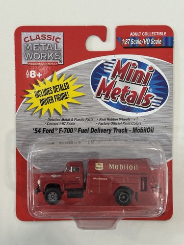 Camión de entrega de combustible Ford F-700 Mini metales escala HO / 1:87 30231 '54 - MobilOil | Zustand: New