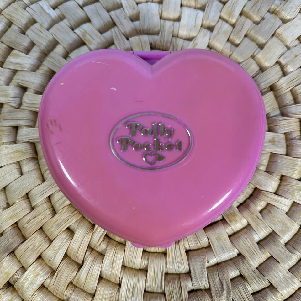 Vintage 1992 Polly Pocket Bluebird Heart Castle Playset Toy Compact - Image 2 of 4