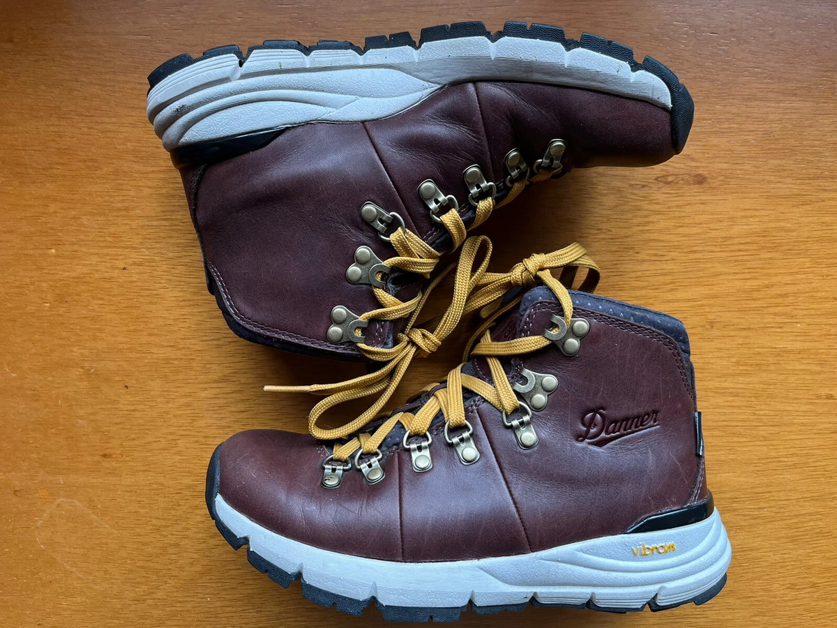 Danner Mountain 600 Size 5.5 Dark Brown Leather 4.5 Hiking Boot No Insoles