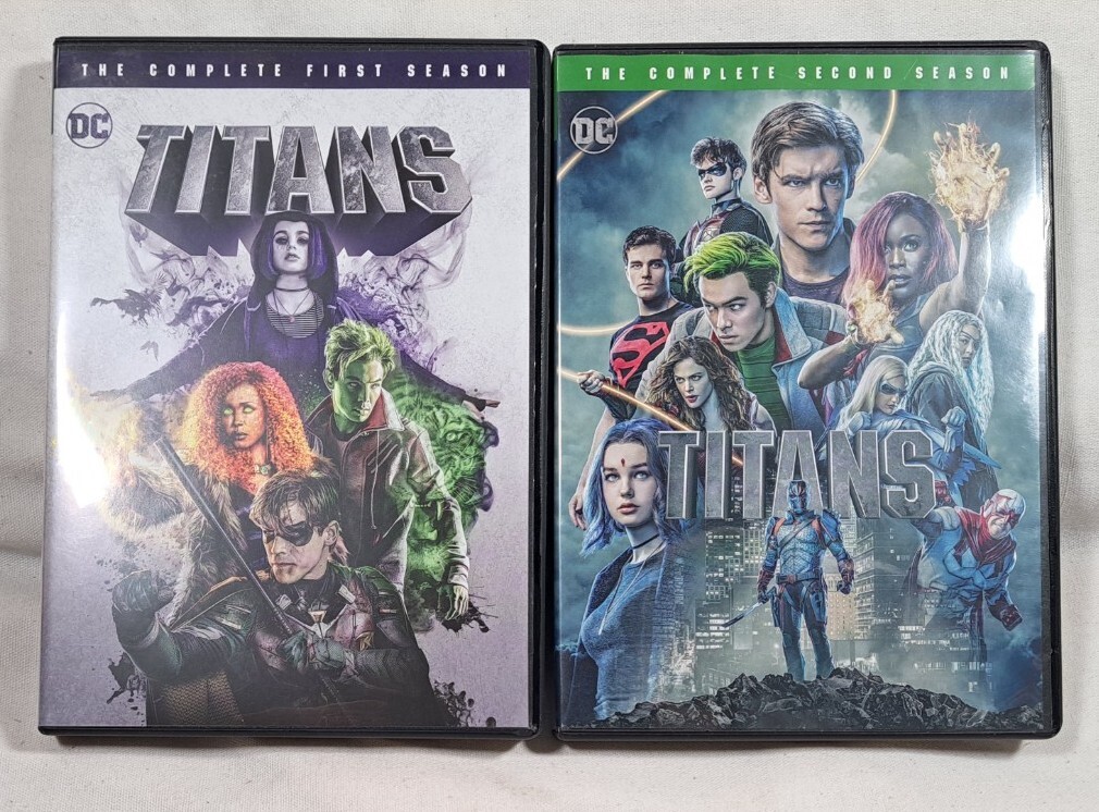 タイタンズ ビクター・マルチネス  トロイ・アルベス DVDセット Teen Titans Dvd Lot of 2 Switched & Divide /Conquer Cartoon