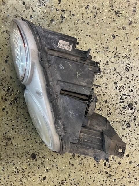 03-09 Bentley Continental GT GTC Flying Spur SET of 2 Headlight Lamp Xenon OEM  