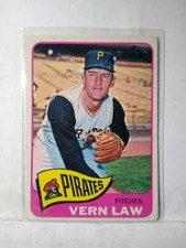 1965 TOPPS #515 VERN LAW PIRATES NICE F2033