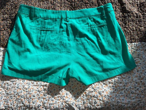 J.Crew Women's Shorts Size 14 Solid Color Green - Picture 5 of 11