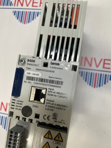 Lenze 8400 E84AVSCE2224SX0 SW 04.00 2.2kW - Bild 3 von 5