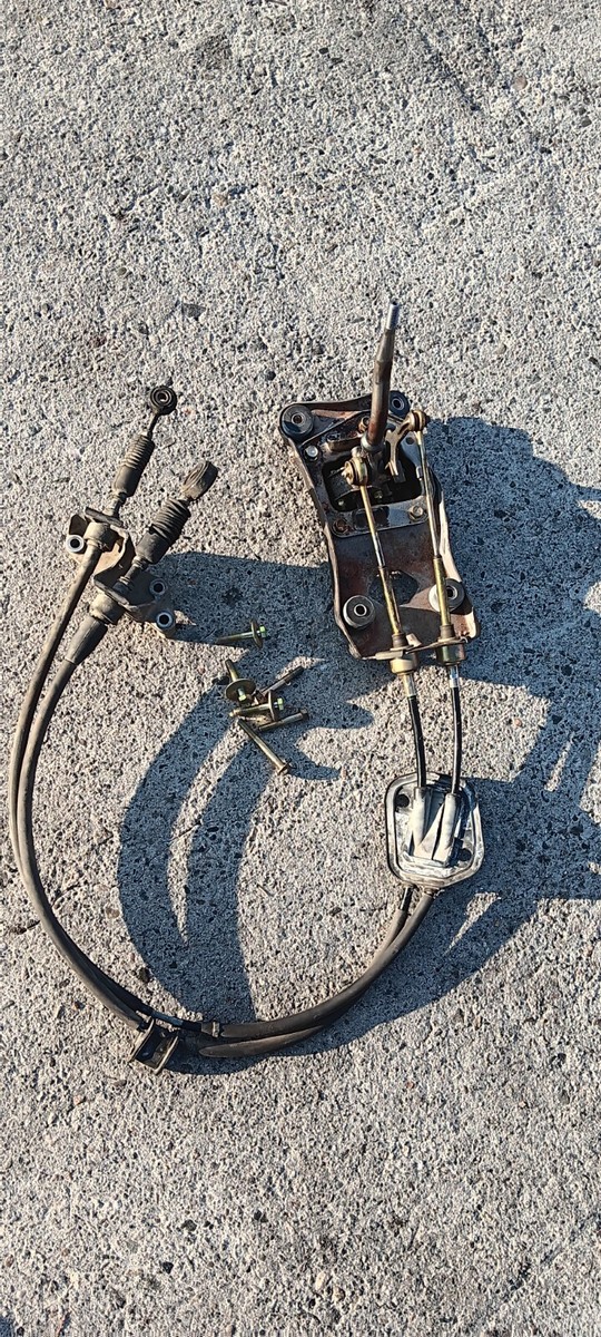 CD90 レシーバー 90-93 Honda Accord 5 Speed Manual Shifter Assembly with