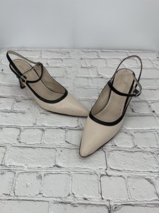 womens cream pumps