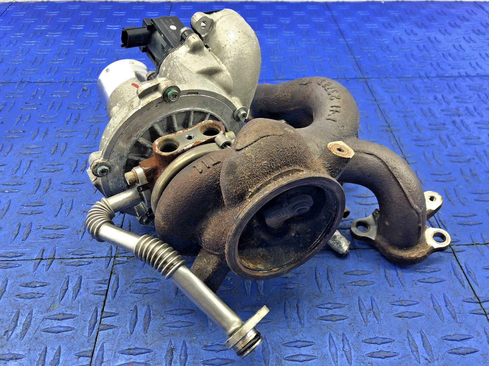 2014-2021 MASERATI QUATTROPORTE 3.0L LEFT SIDE ENGINE TURBOCHARGER TURBO 299712