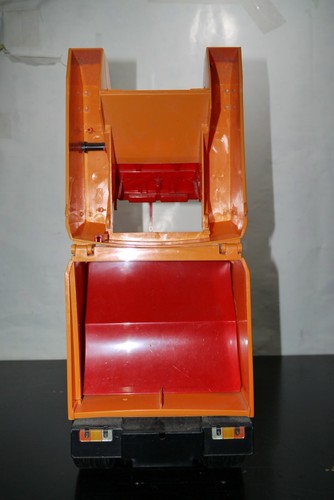 CITY SERVICE CLEANER MAN 18" FREEWHEEL PLASTIC GARBAGE TRUCK DICKIE TOYS USED - Picture 5 of 7