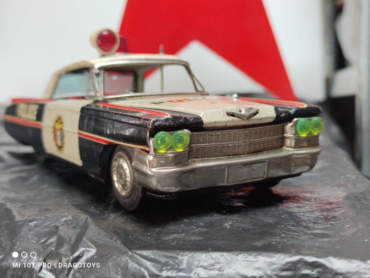 VINTAGE CADILLAC POLICE TIN TOY CAR 60's MADE IN JAPAN VINTAGE CADILLAC POLICE TIN TOY CAR 60's MADE IN JAPAN