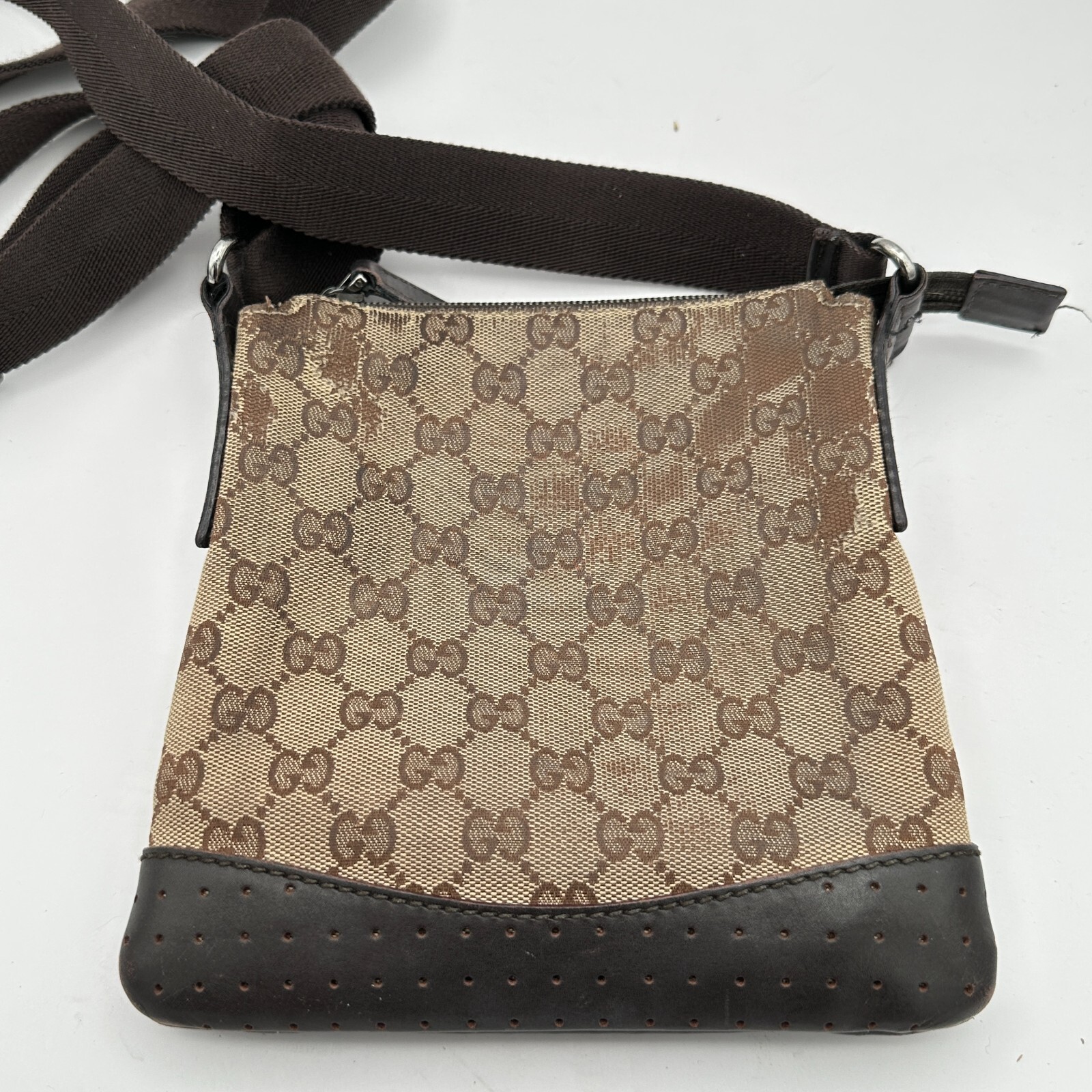 Gucci GG Monogram Crossbody Bag Women Brown Canvas Leather Purse HEAVY USE thumbnail 2