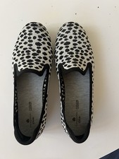 Clarks Cloudsteppers Slip-On Shoes Black White Size 8