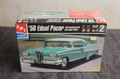 Ertl AMT  58 Edsel Pacer Hardtop Continental Kit & Fender Skirts 2002 NIB Sealed