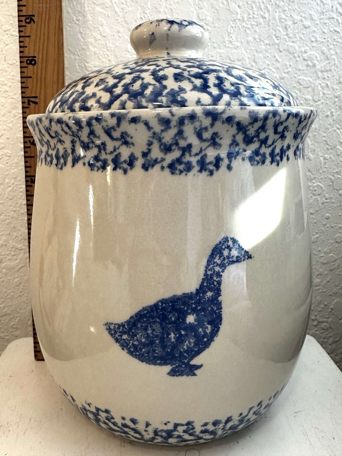 Folk Craft Sponge By Tienshan Blue & White Cottage Ware Farmhouse Canister 8”