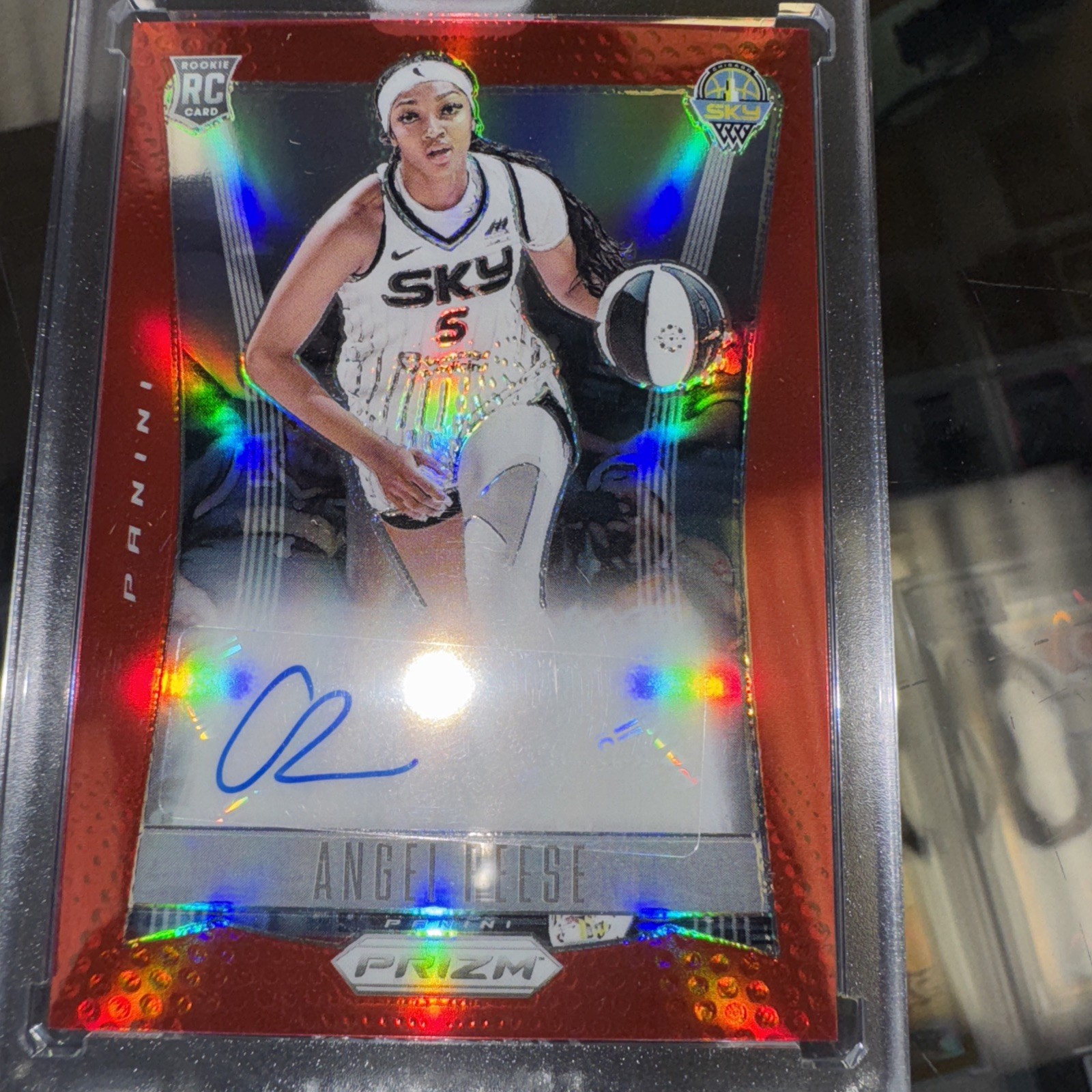 ANGEL REESE RED /99 AUTO 2024 PRIZM WNBA #27 ROOKIE THROWBACK SIGNATURES SKY SP