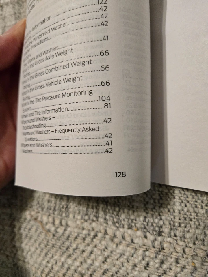 2024 Ford F-250 F-350 F-450 Super Duty Supplemental Owners Manual XL XLT LARIAT - Image 3 of 4