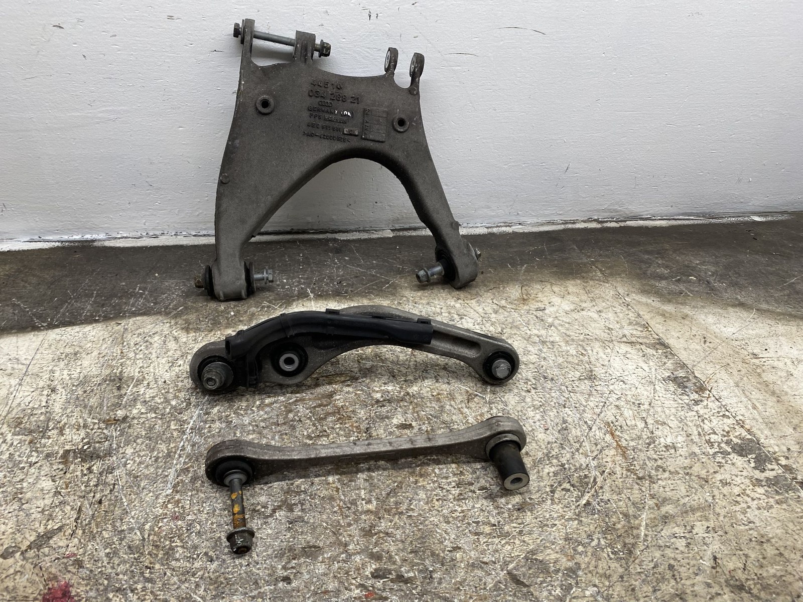 Bentley Flying Spur 2013-2019 REAR+LEFT Control arm