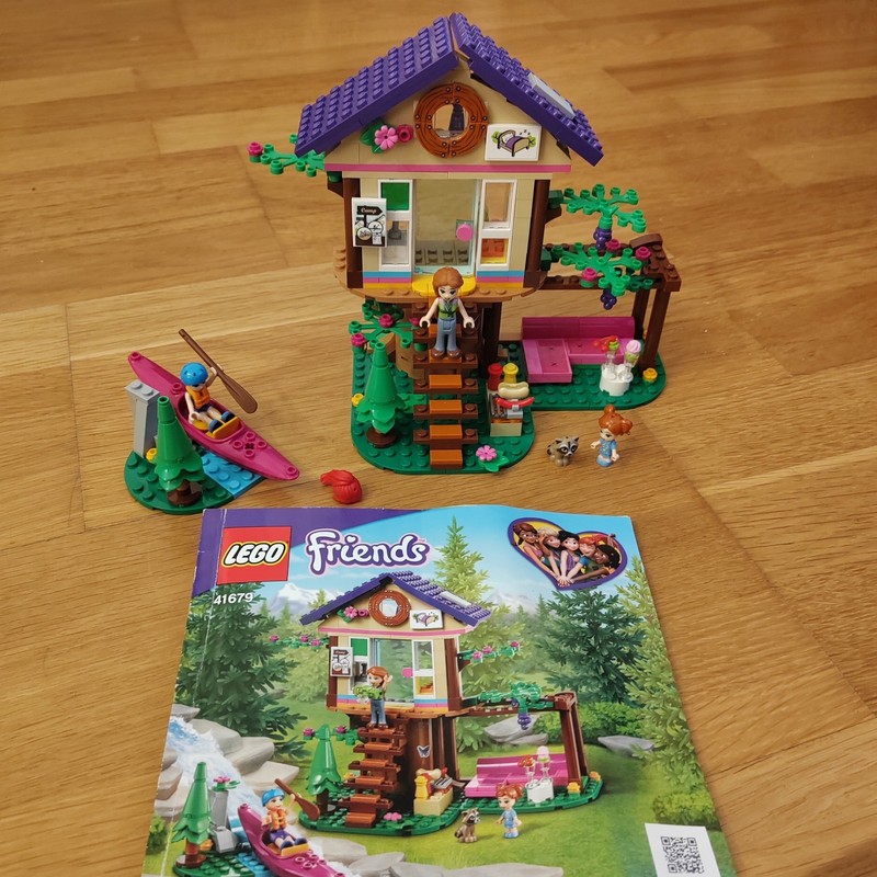 LEGO Friends 41679 Forest House - Complete Set - Used - Instructions