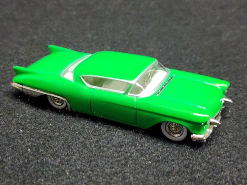 Hot Wheels 2001 100% Cadillac Eldorado 1959 – 1/64 Real Riders
