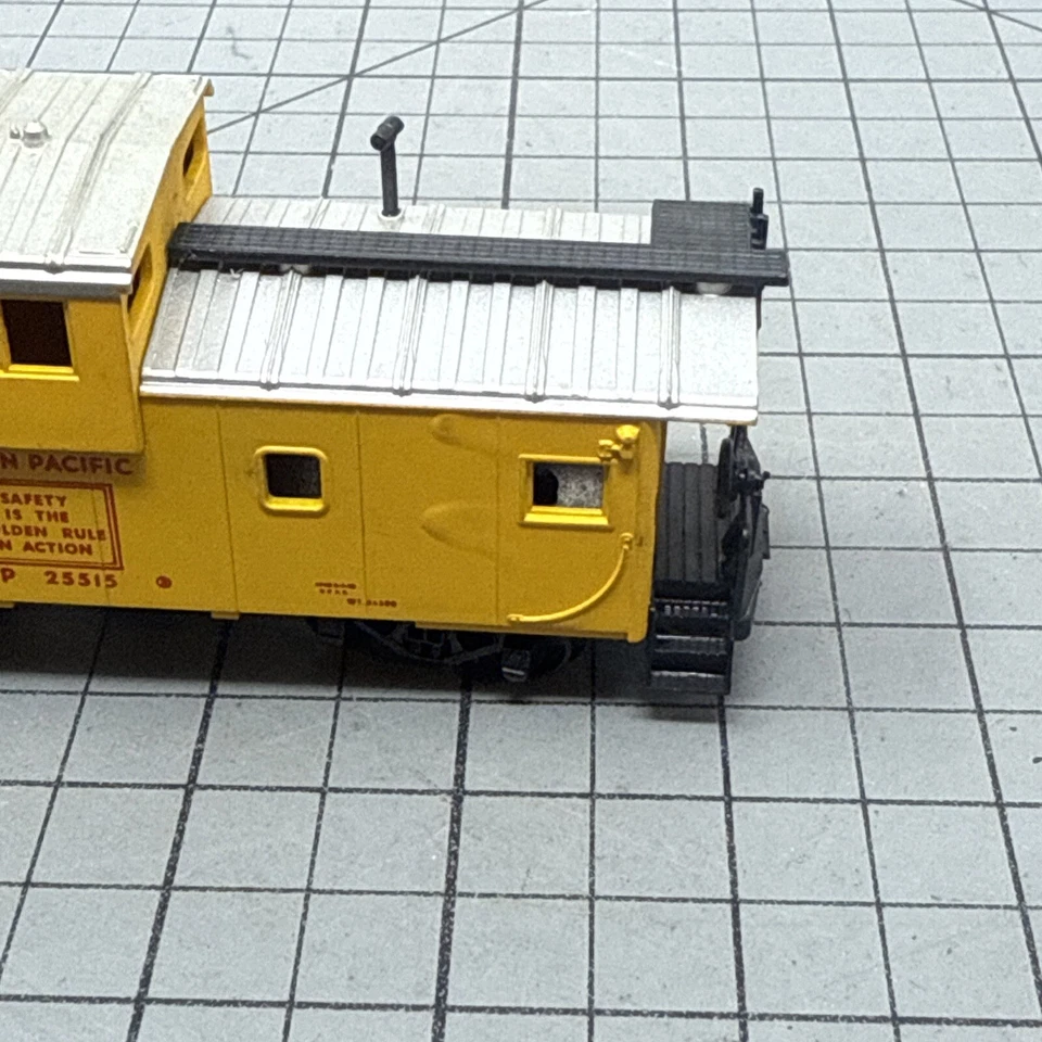 MODEL POWER HO - Caboose #9114 - Union Pacific #25515 - Image 2 of 4