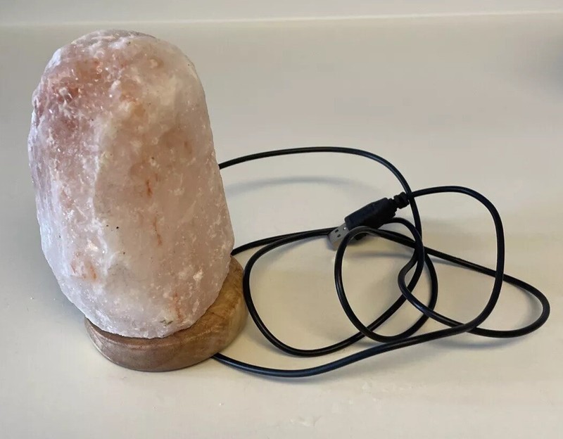 Brookstone Mini Color-Changing Himalayan Salt Lamp  ~ 8 Colors