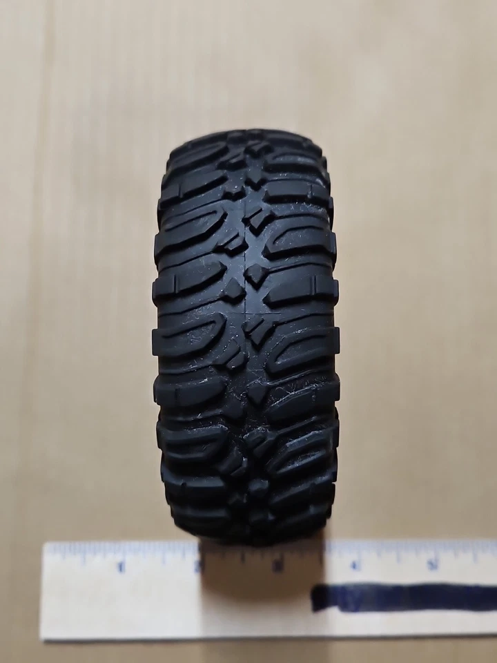 Axial Ripsaw 1.9" Rock Crawler Tires with rim (R35) AX12016 (1.9x4.3) READ DESC! - Image 3 of 4