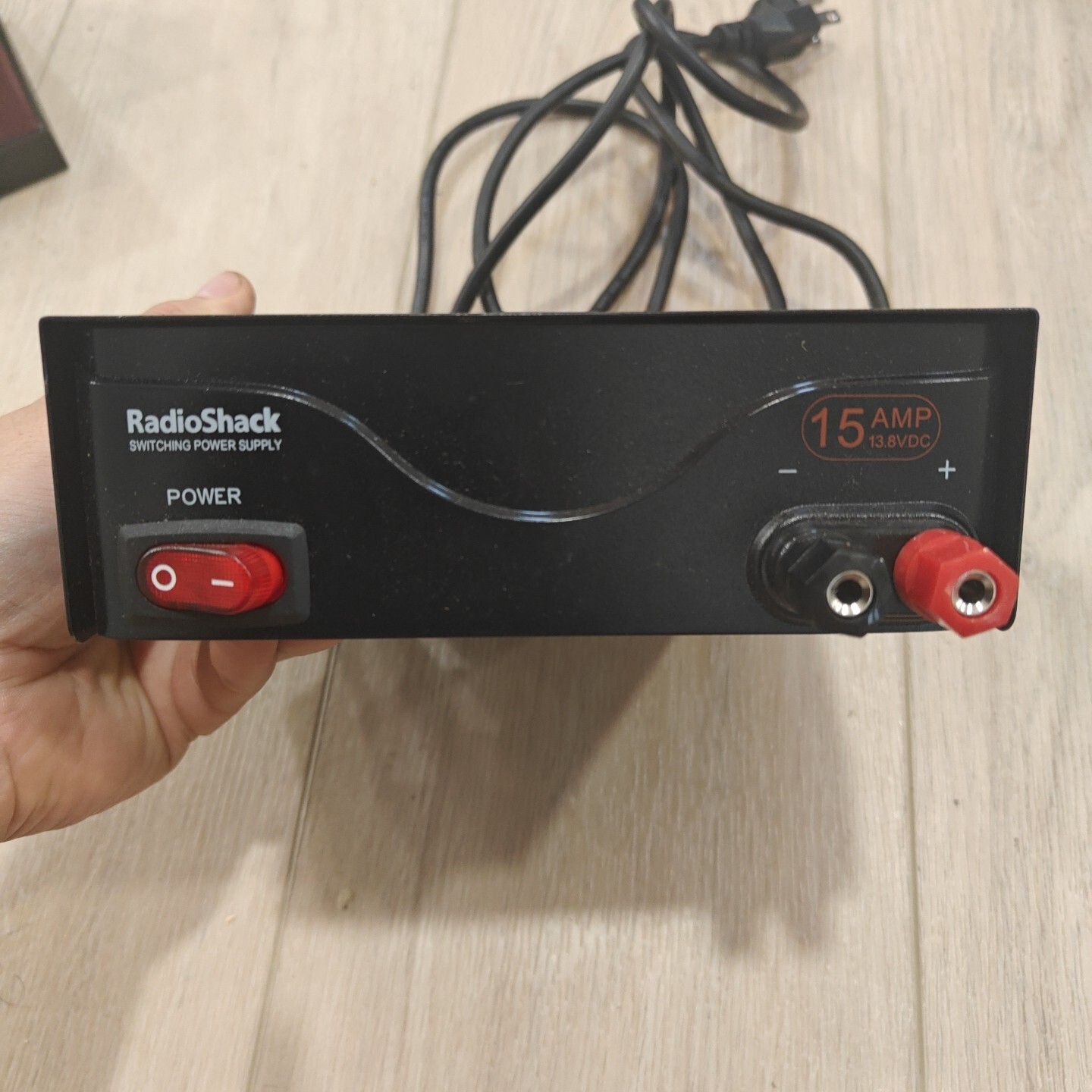 RadioShack 13.8vdc 15amp Power Supply Radio Shack 22-508