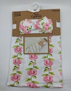 baby essentials swaddle set