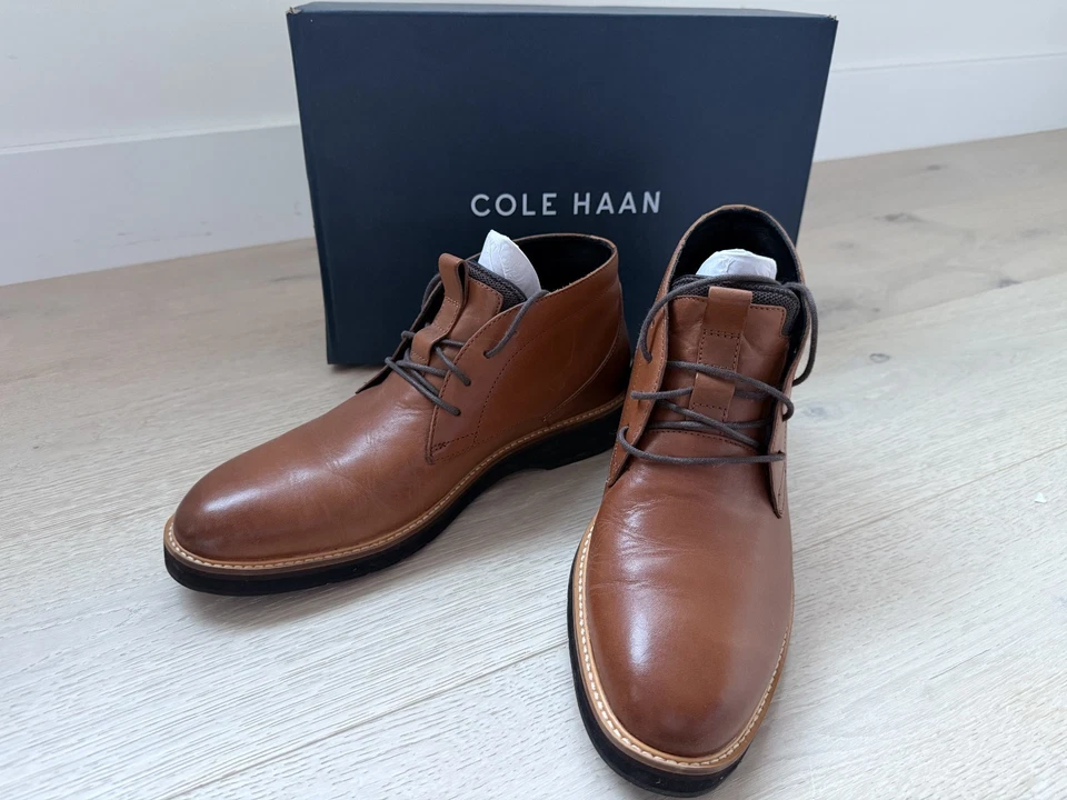 Nuevo Cole Haan Hombre Osborn Grand 360 Chukka Estilo Bota Impermeable - 9.5 M - Imagen 1 de 2