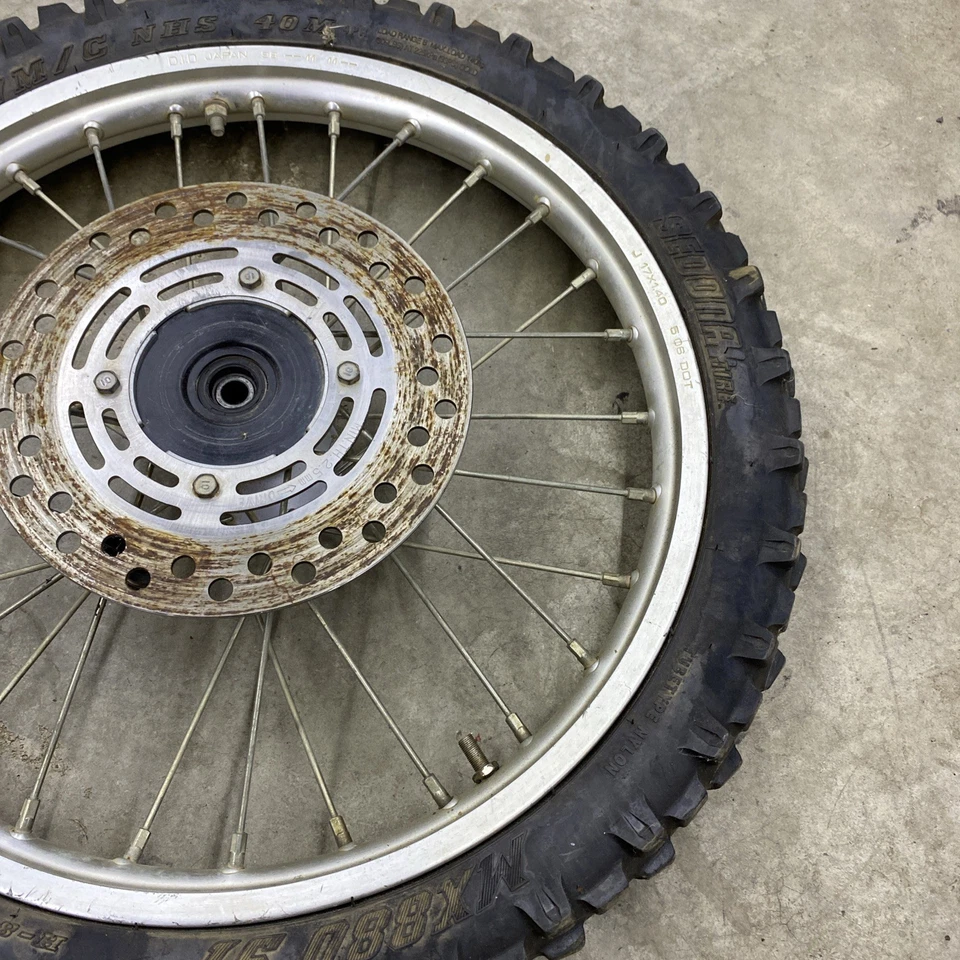 ✅ RUEDA DELANTERA COMPLETA CR85 LLANTA 17" ORIGINAL OEM HONDA CR 80 85 R B (1996-2008) Foto 2 de 4