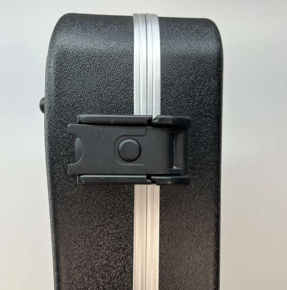 SKB Shaped Standard Electric Guitar Hard-shell Case *READ DESCRIPTION* - Image 4 of 4