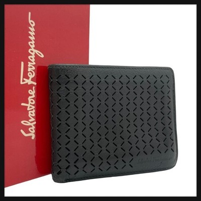 Salvatore Ferragamo wallet Purse folded Men's Black Made in Italy Leather