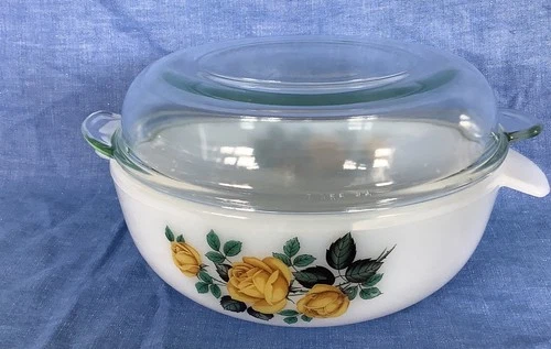 Vintage Phoenix Pyrex Yellow Rose Casserole Dish 20cm Diameter x 7.5 Height +Lid