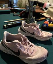 Nike Girls Pink Athletic Sneakers 6Y Comfort Breathable Lace Up