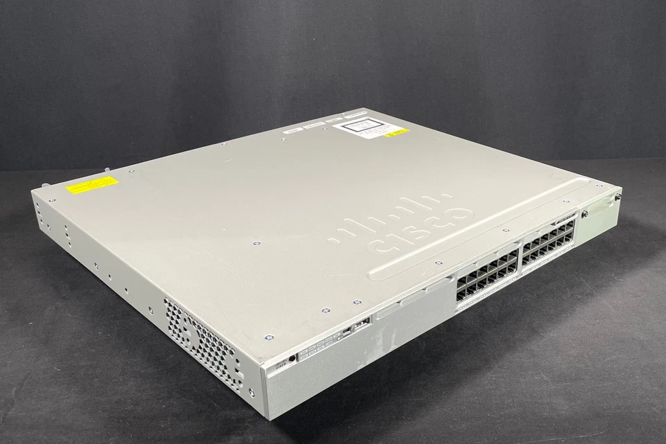 Cisco WS-C3850-24P-S 24 Port PoE Gigabit IP Base Switch - Same Day Shipping - Image 2 of 4