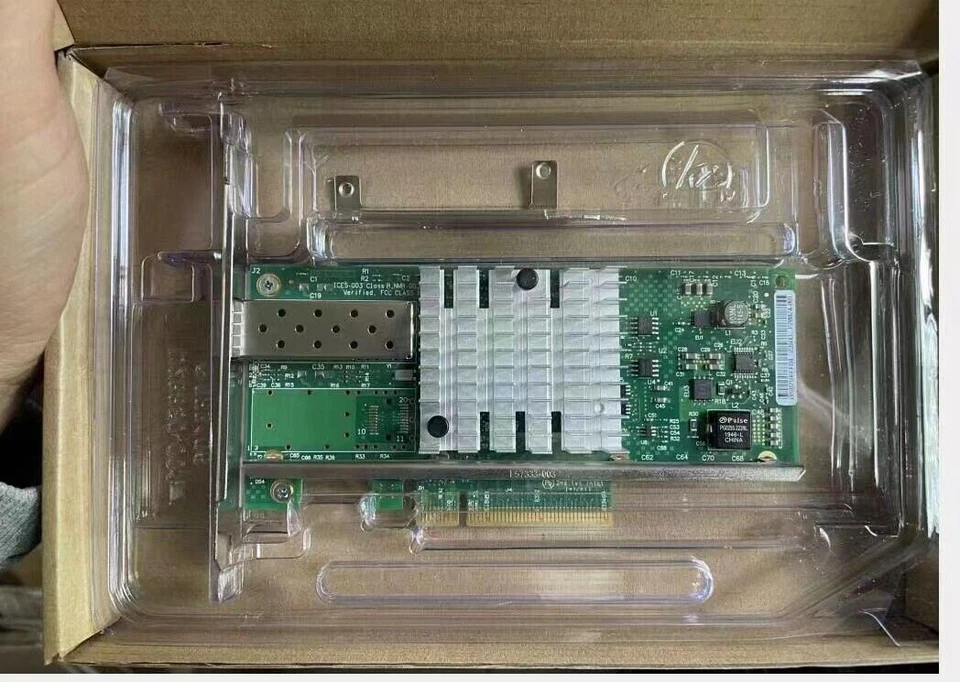 Intel X520-DA1 10 GbE Single Port Ethernet Network Adapter PCI Express 2.0 x8 E1 - Image 3 of 4