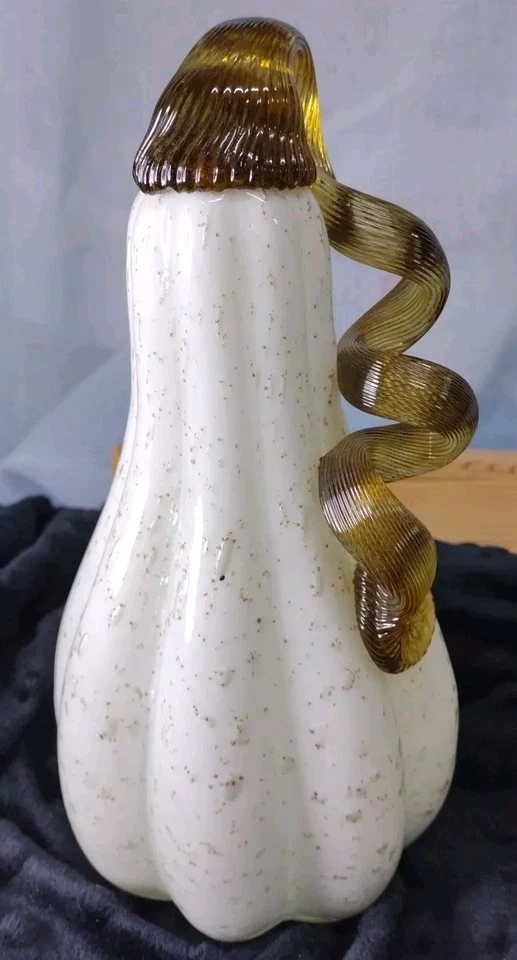 Calabaza de vidrio artístico soplado a mano blanco moteado verde tallo decoración 8" de alto X 4" de diámetro Foto 3 de 4