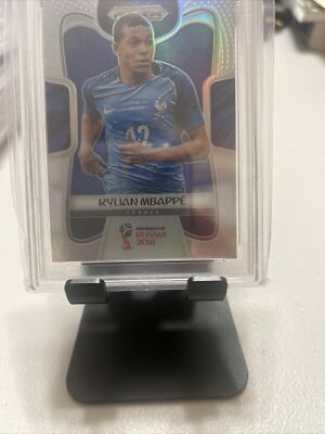 2018 Panini Silver Prizm Futbol Soccer 80 Kylian Mbappe RC Rookie