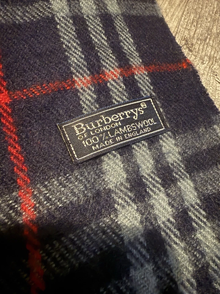 Burberry of London Vintage 100% Lambswool Nova Check Scarf Navy Blue - Image 3 of 3