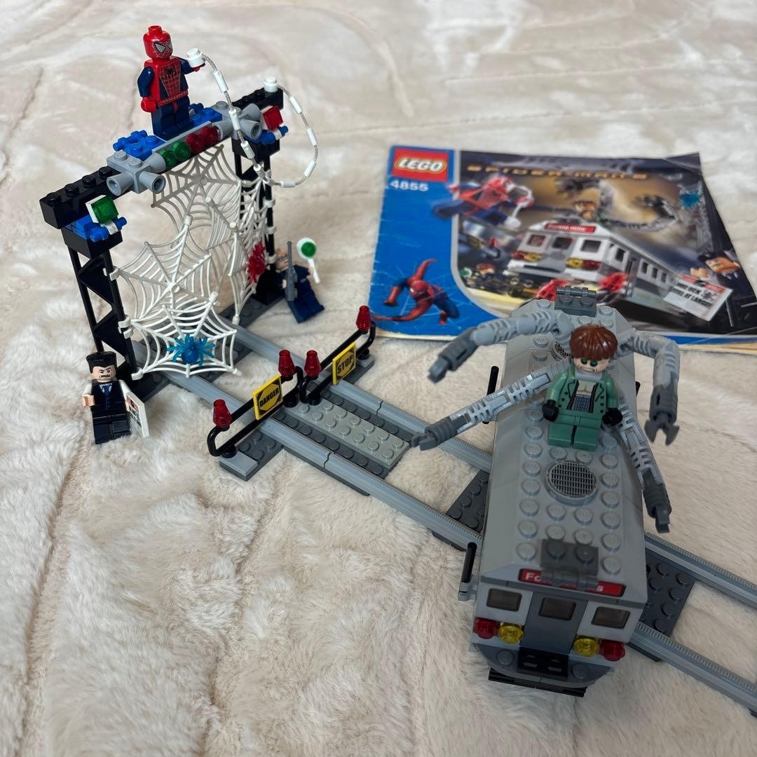 LEGO Spider-Man Spider-Man's Train Rescue 4855 In 2004 Used W