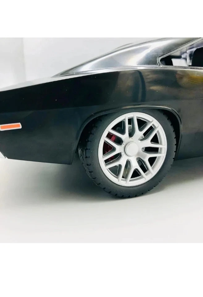 RC Muscle Car – 1970 Dodge-Style LED Lights&Opening Doors, 2.4GHz Fast &Furiouse - Image 4 of 4