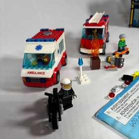LEGO City 60023 Fire Starter Set Ambulance Truck Minifigs Retired 95% complete