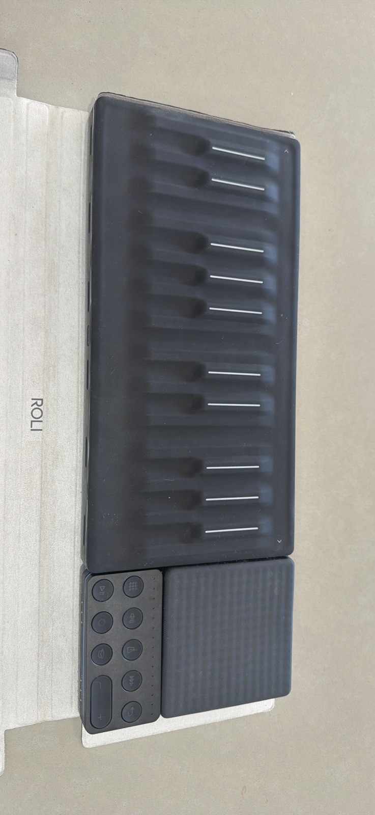 ROLI Seaboard Block 24-Key USB MIDI Keyboard Controller, Pad Triggers