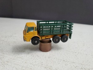Vintage Lesney Matchbox Series No. 4 Dodge Green & Yellow Stake Truck England