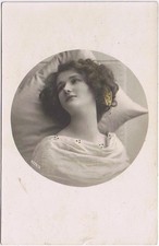 Portrait Postcard Lady On Pillow Oval Frame 1915 Bulgaria