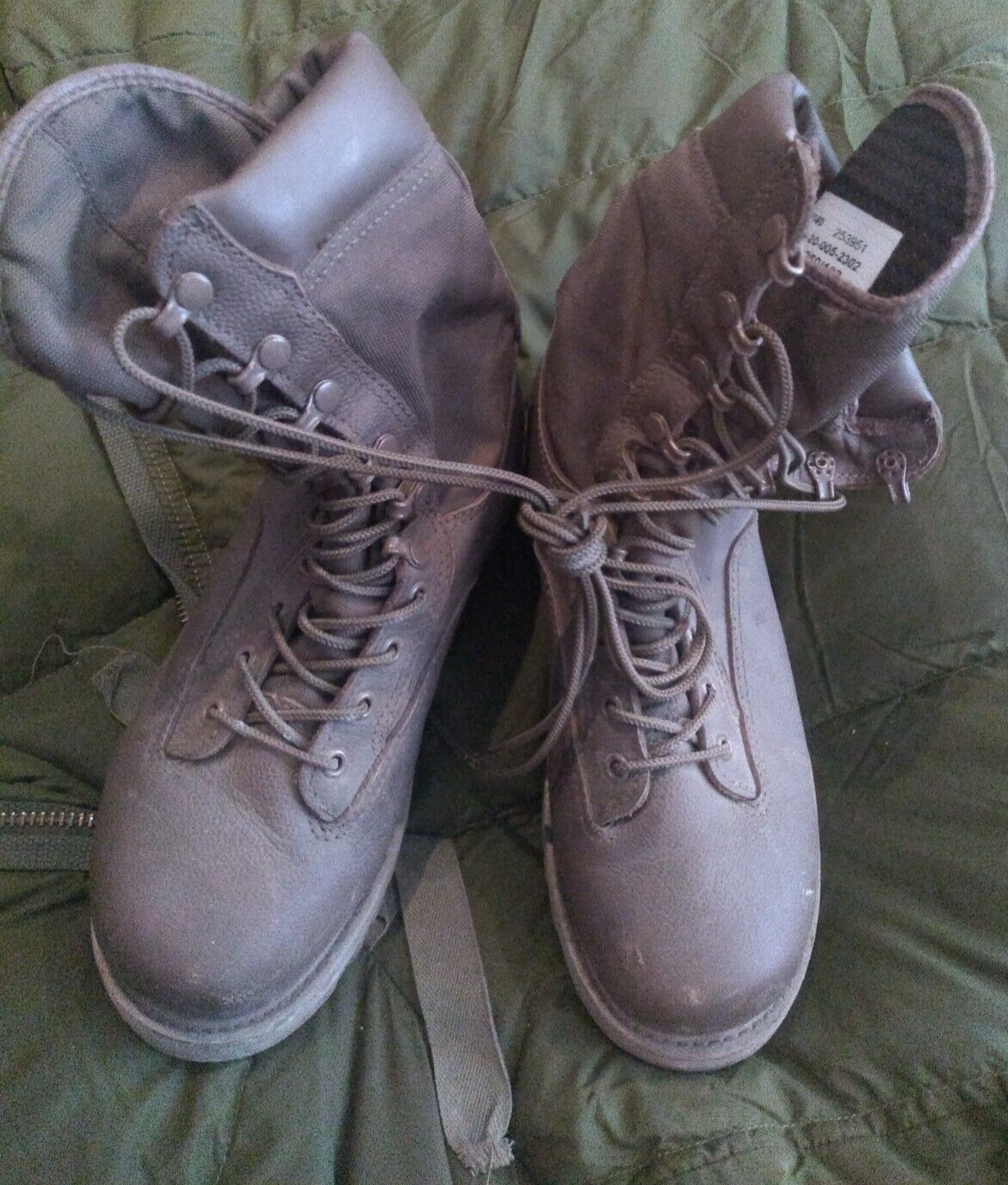Canadian Military Combat Boots Arid 250-94 Size 7 Vibram Sole Made in Canada-image